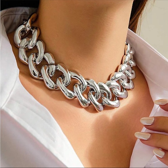 CHUNKY SIMPLE CUBAN CHAIN LINK NECKLACE GOLD OR SILVER - Picture 8 of 9
